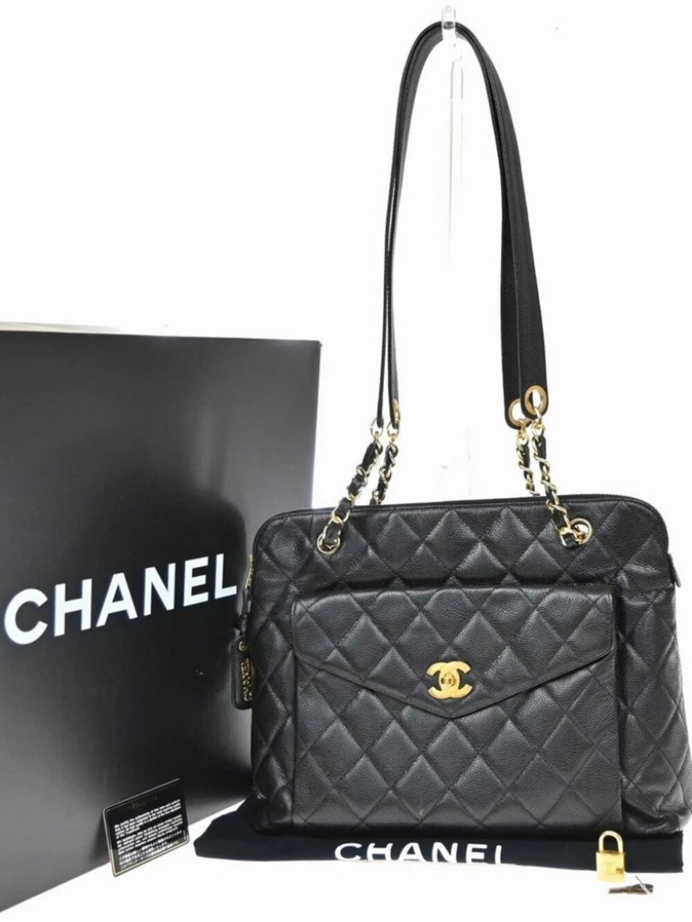 CHANEL CC Matelasse Chain Shoulder Bag Calfskin Leather Black Vintage 396RP272